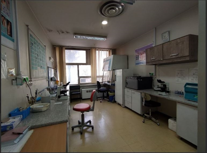 آزمایشگاه بیمارستان قائم1